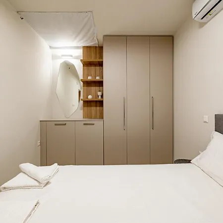 Renovated 1st-floor Apt-close To The Park Apartment Athens